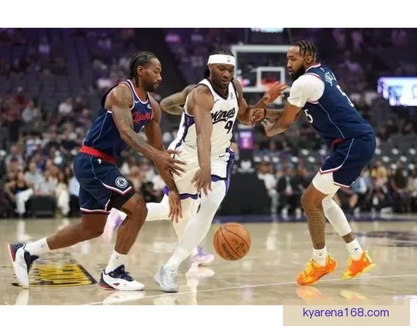 泰伦-卢：加兰是顶级射手投丢不必担心应多投接球三分